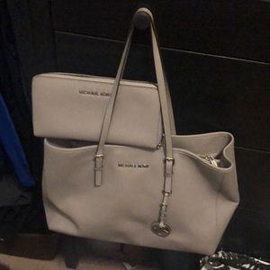 Michael Kors tote